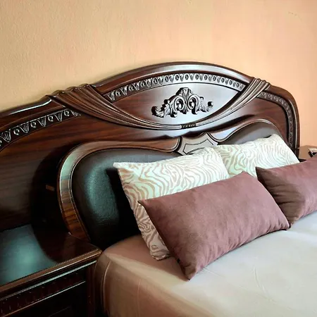 The Sweet بورغراديك